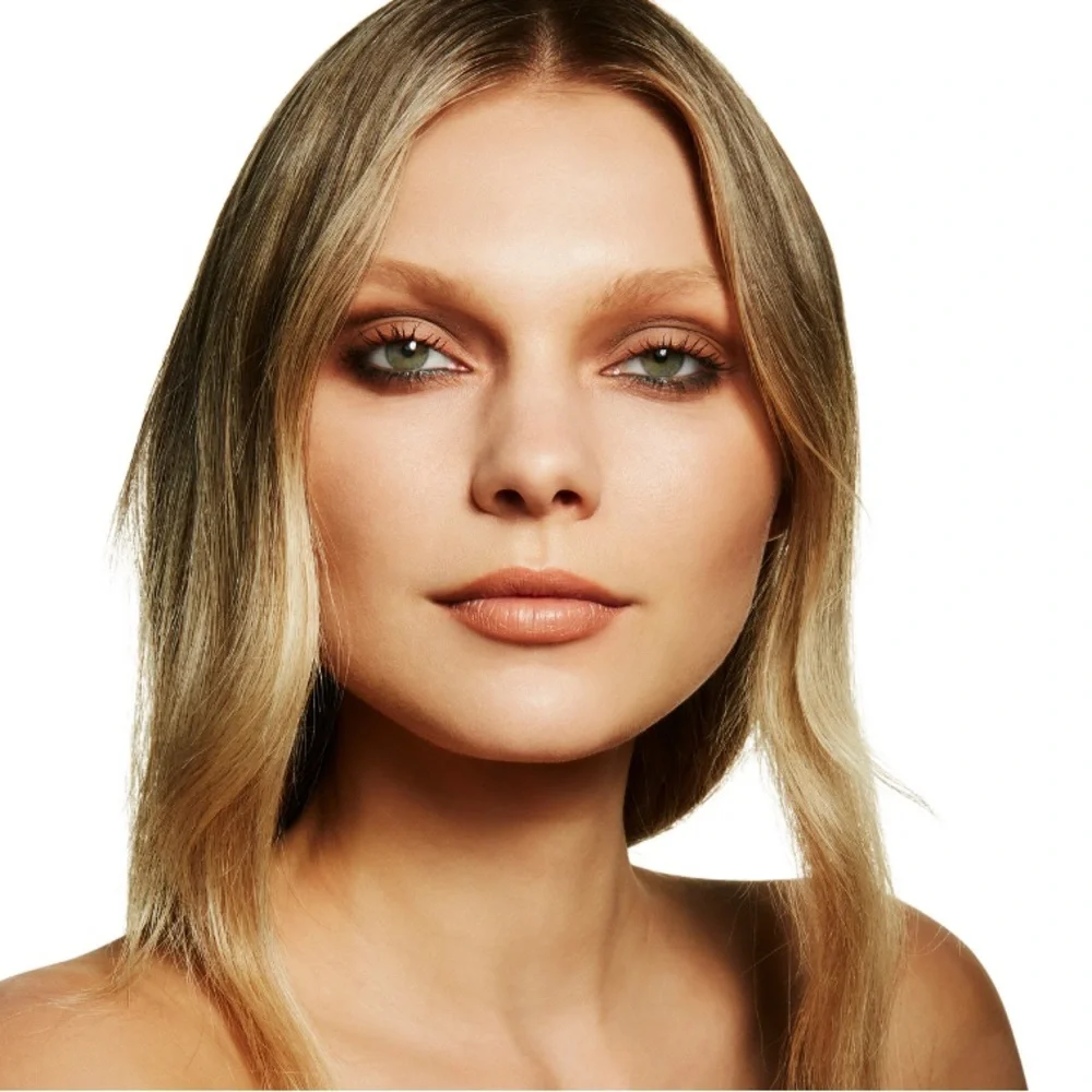 MAC Cosmetics baked powder